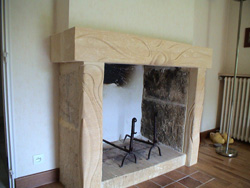 Décor sur cheminée